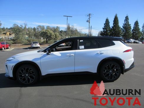 New 2026 Toyota Crown Signia image 6