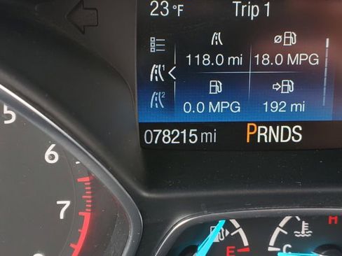 Used 2018 Ford Escape SEL image 17