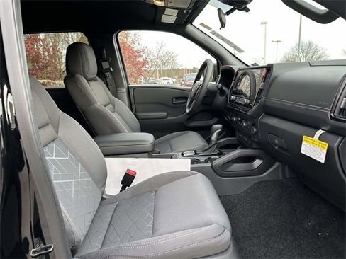 New 2026 Nissan Frontier SV w/ SV Convenience Package image 10