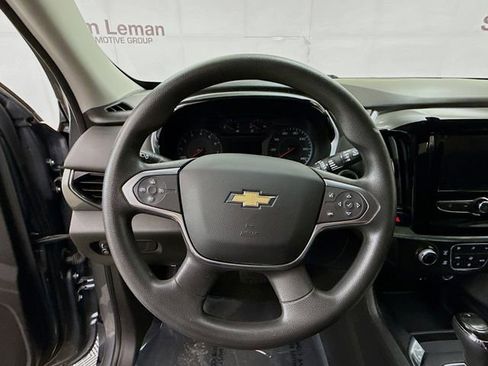 Used 2020 Chevrolet Traverse LS image 12