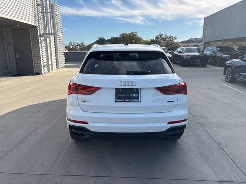 Used 2025 Audi Q3 2.0T Premium w/ Convenience Package image 7