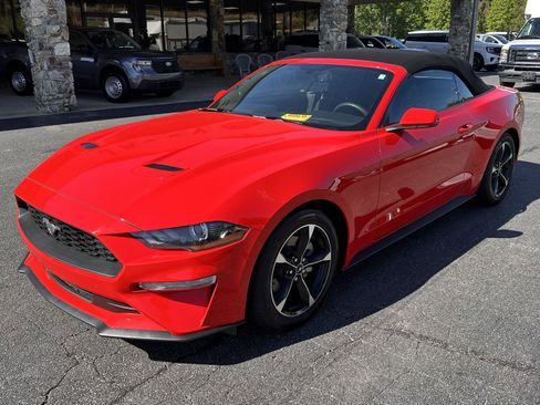 Used 2018 Ford Mustang Convertible RWD image 2