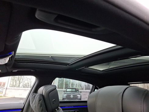 Certified 2023 Mercedes-Benz S 580 S 580 image 17
