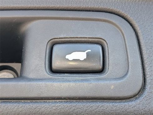 Used 2016 Honda Pilot Touring image 13