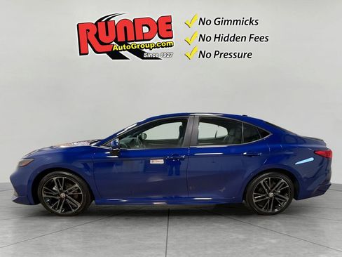 Used 2025 Toyota Camry XSE w/ Premium Plus Package image 2