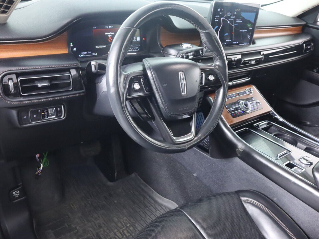 Used 2020 Lincoln Aviator Reserve w/ Equipment Group 201A AWD/4WD image 9