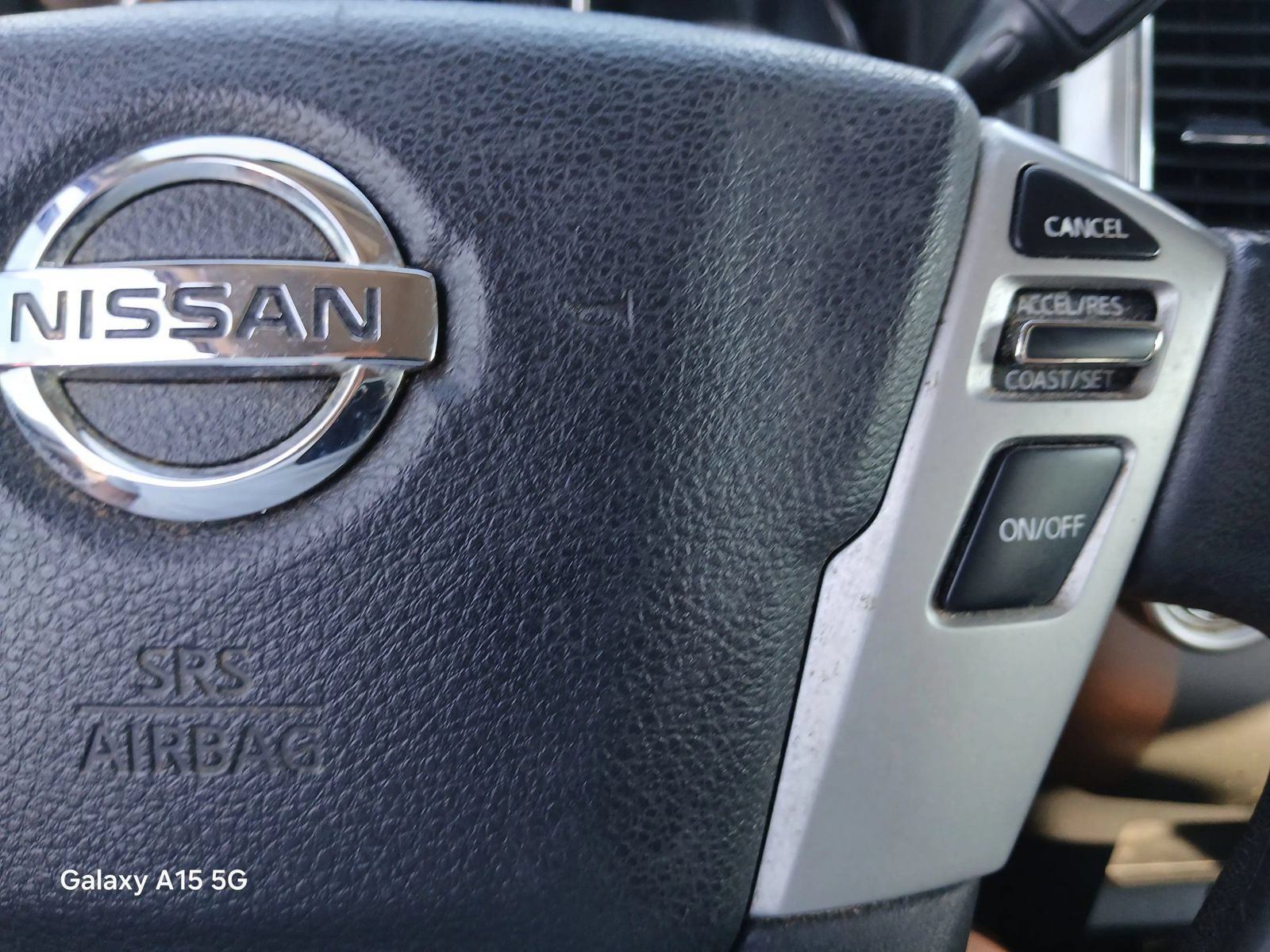 Used 2018 Nissan Titan SV RWD image 31