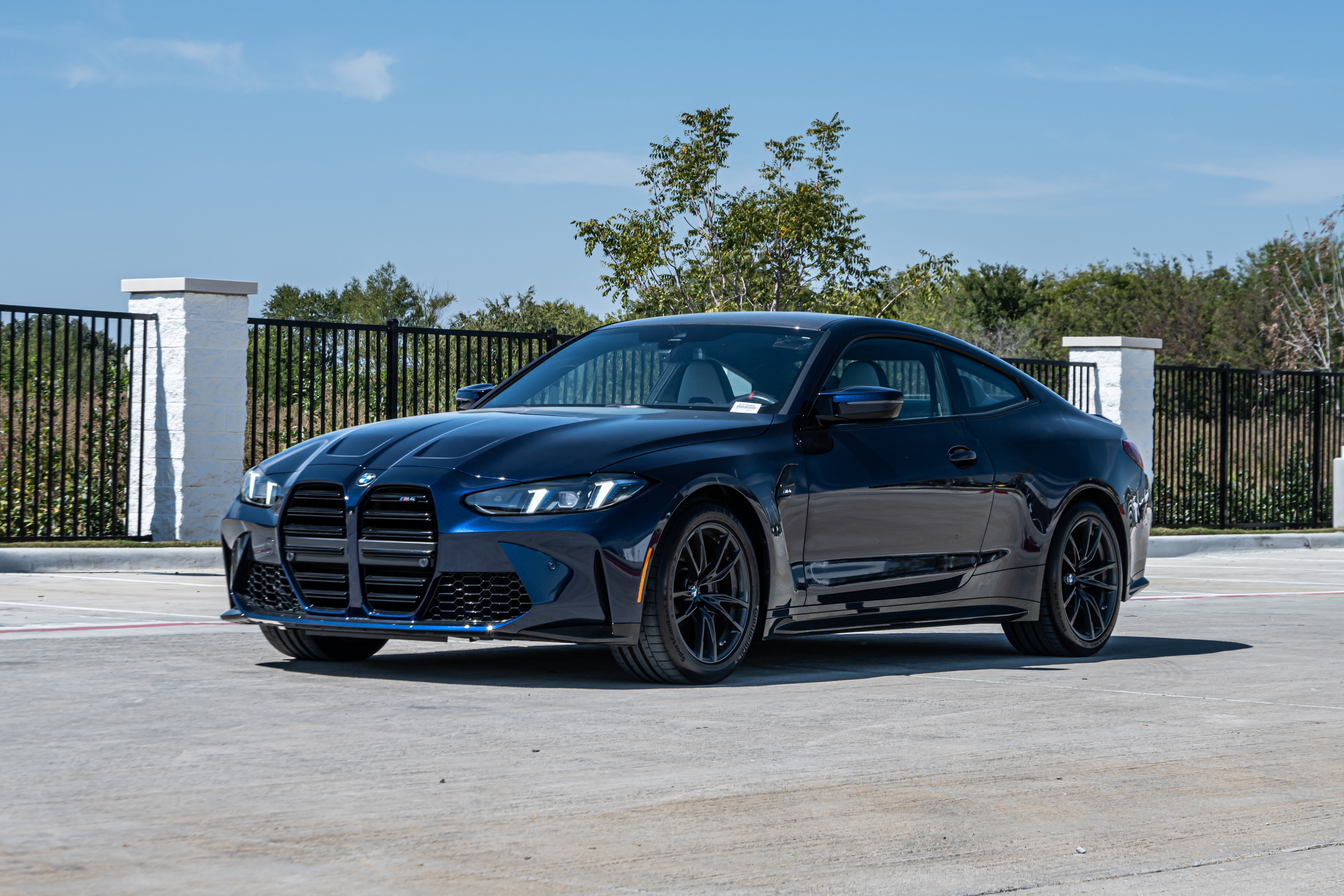 Used 2026 BMW M4 Coupe w/ Executive Package RWD image 5