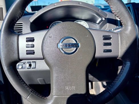 Used 2012 Nissan Frontier PRO-4X w/ Pro-4x Luxury Pkg image 15