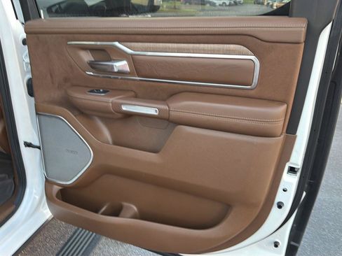 Used 2021 RAM 1500 Limited AWD/4WD image 16