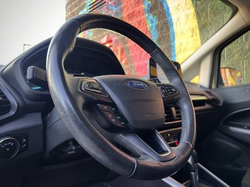 Used 2019 Ford EcoSport SE image 37