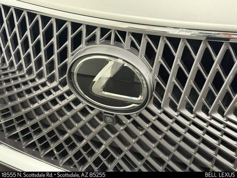 Used 2018 Lexus LS 500 w/ Interior Upgrade Package image 27