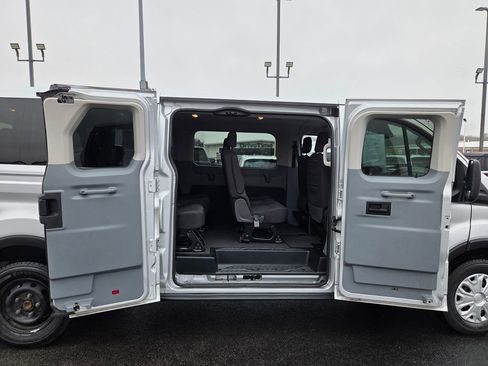 Used 2019 Ford Transit 350 XLT RWD image 28