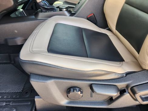 Used 2023 Ford Bronco Wildtrak AWD/4WD image 25