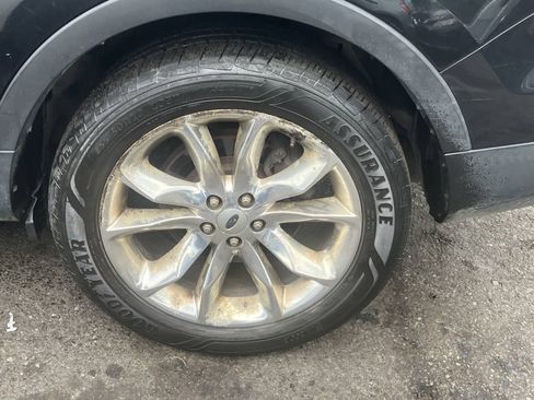 Used 2013 Ford Explorer XLT AWD/4WD image 14
