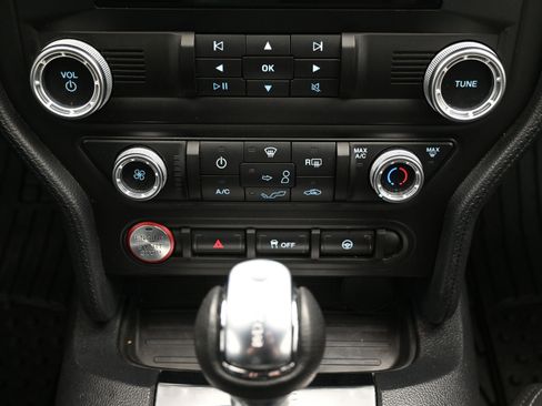 Used 2022 Ford Mustang GT w/ Black Accent Package image 35