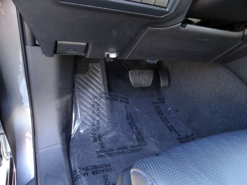 New 2026 Toyota Tundra Platinum AWD/4WD image 9