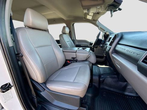 Used 2020 Ford F550 4x4 Crew Cab Super Duty image 26