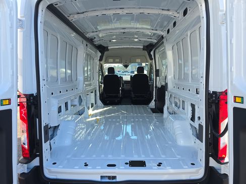 New 2026 Ford Transit 250 148 Medium Roof RWD image 14