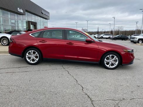 Used 2024 Honda Accord LX image 9