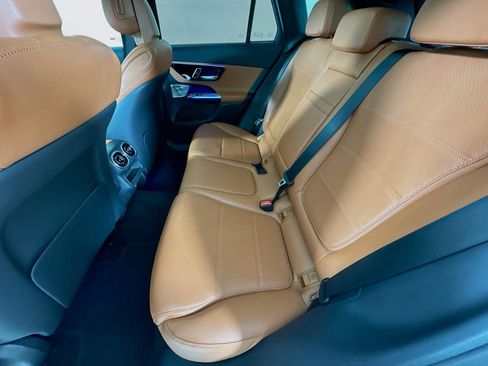 New 2026 Mercedes-Benz GLC 300 image 27