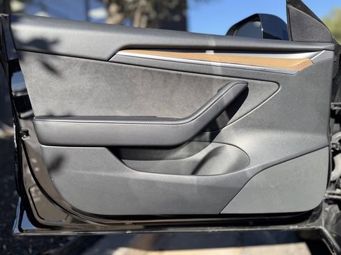 Used 2022 Tesla Model 3 Long Range image 28