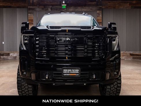 Used 2024 GMC Sierra 2500 Denali Ultimate image 4