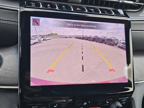 New 2025 Jeep Grand Cherokee Limited w/ Trailer Tow Package image 13