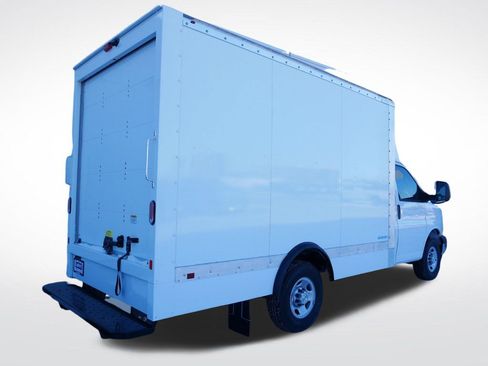 New 2025 Chevrolet Express 3500 w/ Power Convenience Package RWD image 3