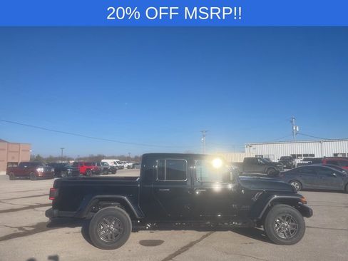 New 2026 Jeep Gladiator Sport image 2