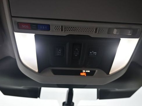 Used 2023 Subaru Forester Touring w/ Popular Package #2 image 14