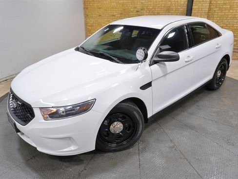 Used 2019 Ford Taurus Police Interceptor AWD image 2