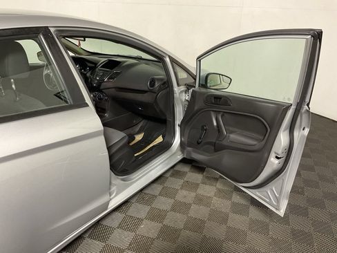 Used 2018 Ford Fiesta S FWD image 29