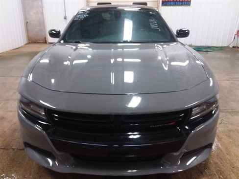 Used 2018 Dodge Charger R/T w/ Blacktop Package RWD image 7