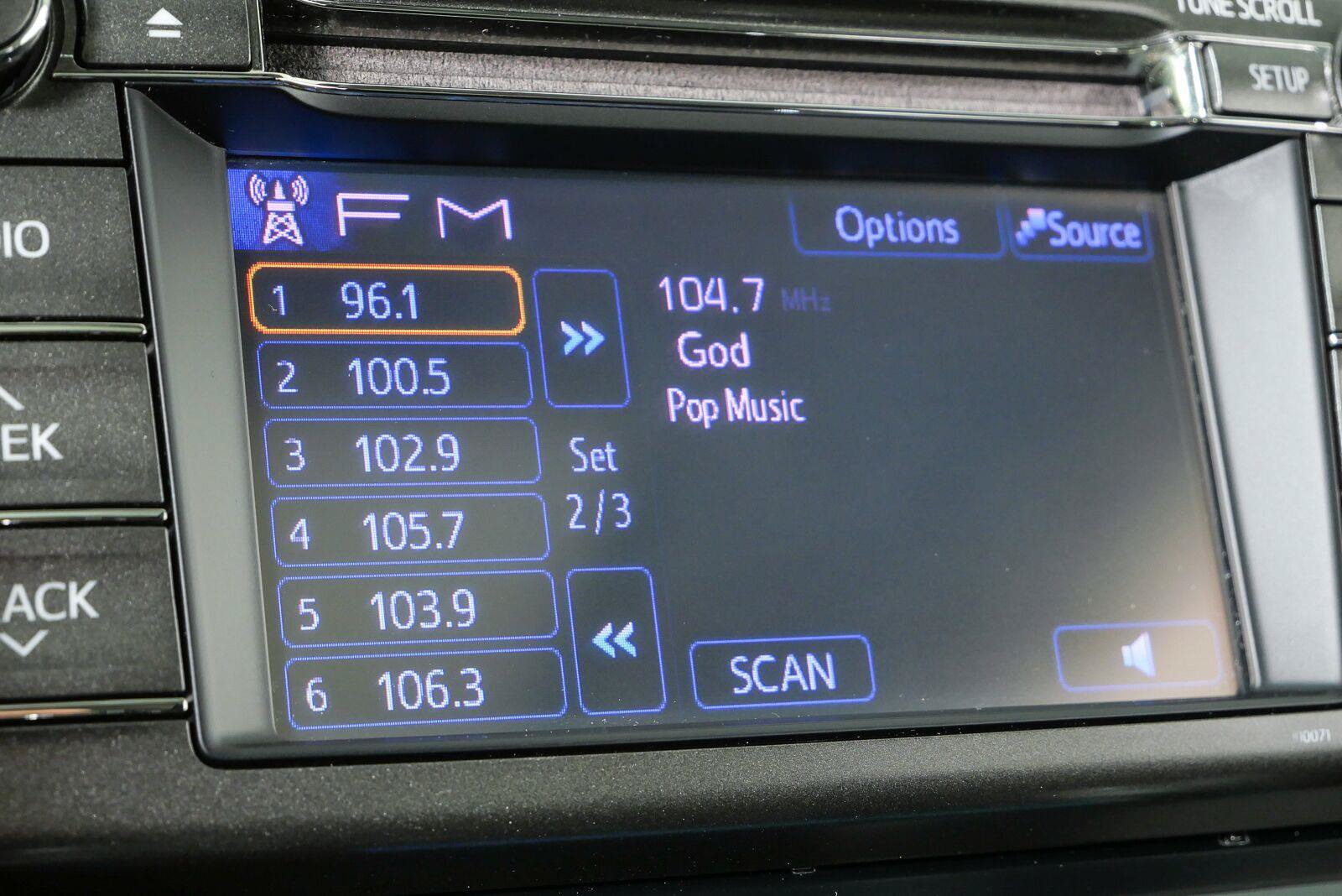 Used 2013 Toyota RAV4 XLE FWD image 13