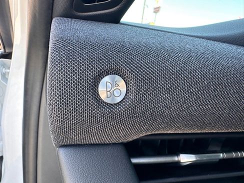 Certified 2025 Ford Explorer ST-Line image 18