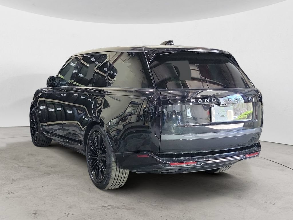 New 2026 Land Rover Range Rover Long Wheelbase SE AWD/4WD image 3