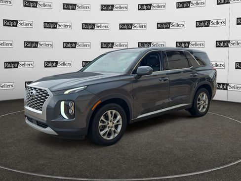 Used 2022 Hyundai Palisade SE image 2