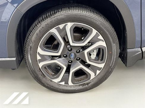 Used 2024 Subaru Ascent Limited w/ Technology Package AWD/4WD image 35