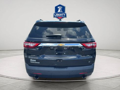 Used 2020 Chevrolet Traverse LT FWD image 9