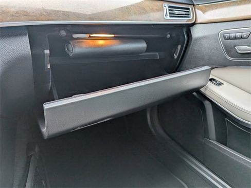 Used 2016 Mercedes-Benz E 350 Sedan w/ Premium Package image 27