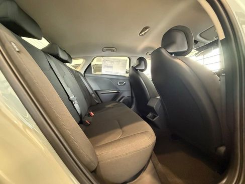 New 2026 Kia K4 LXS image 12