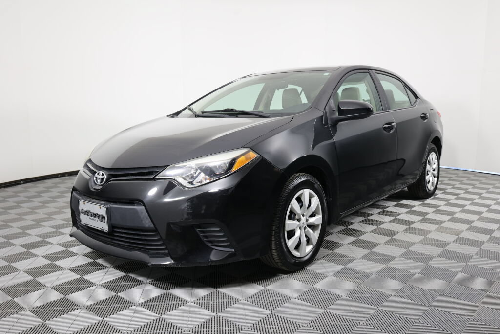 Used 2014 Toyota Corolla LE FWD image 5