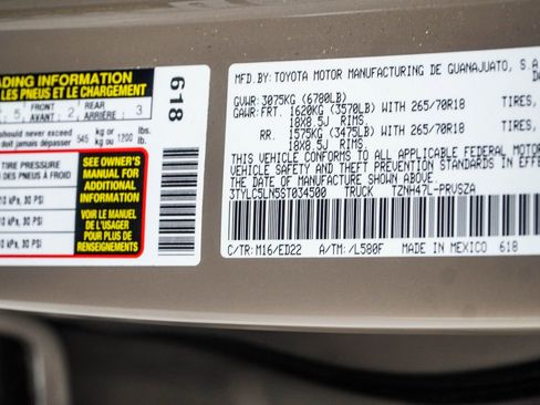 Used 2025 Toyota Tacoma TRD Pro AWD/4WD image 45
