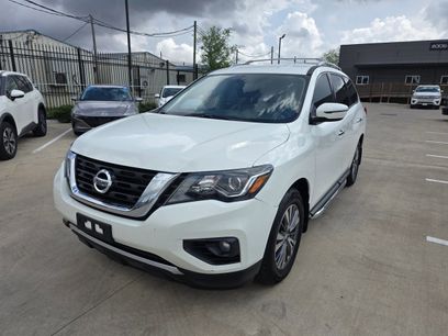 Used 2019 Nissan Pathfinder SV
