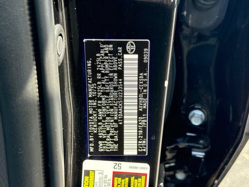 Used 2026 Toyota Camry SE FWD image 30