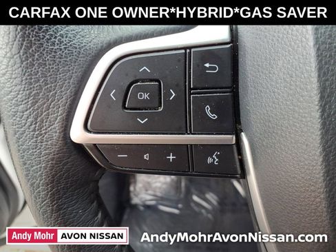 Used 2025 Toyota Sienna XLE FWD image 20