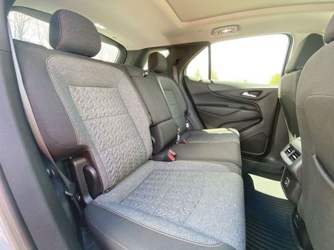 Used 2024 Chevrolet Equinox LT AWD/4WD image 26