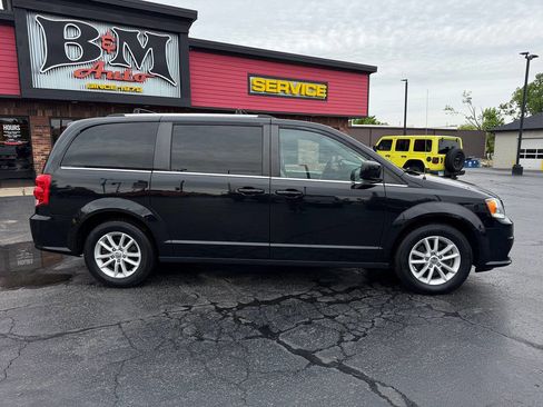 Used 2019 Dodge Grand Caravan SXT FWD image 8