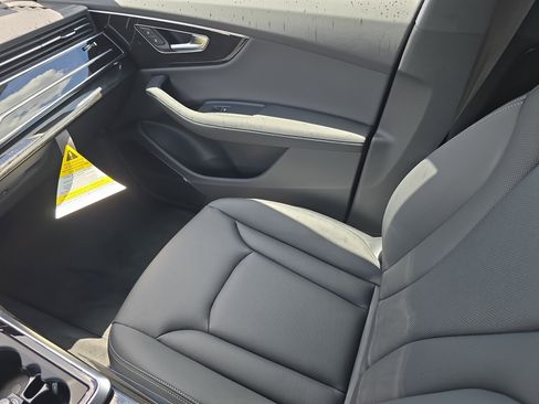 New 2025 Audi Q8 Premium Plus image 14